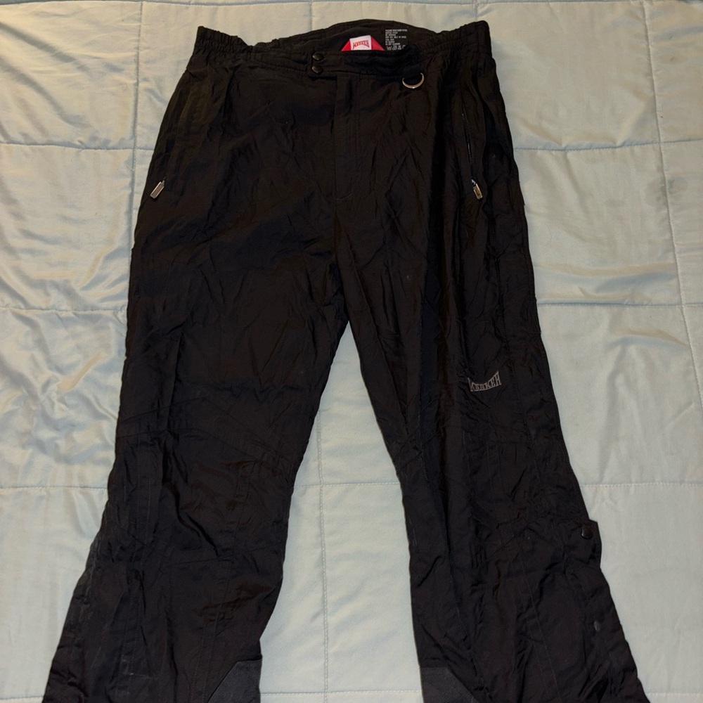 Men’s snow pants